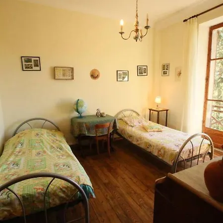 Grande Maison De Vacances à Les Alpes Hébergement de vacances *